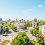 Moldova kisinev renkli gece hayati sarap mahzenleri